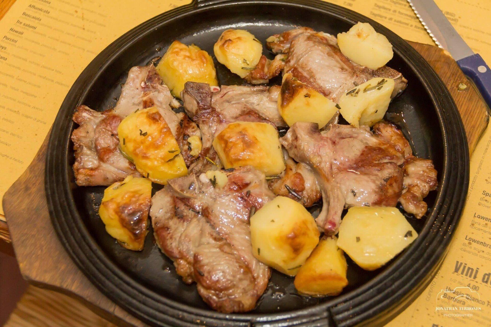 carne alla brace con patate