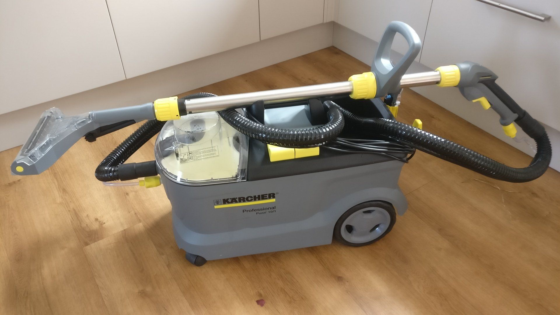 Hammer and Nails DIY and Homeware Brixham 01803 852050
