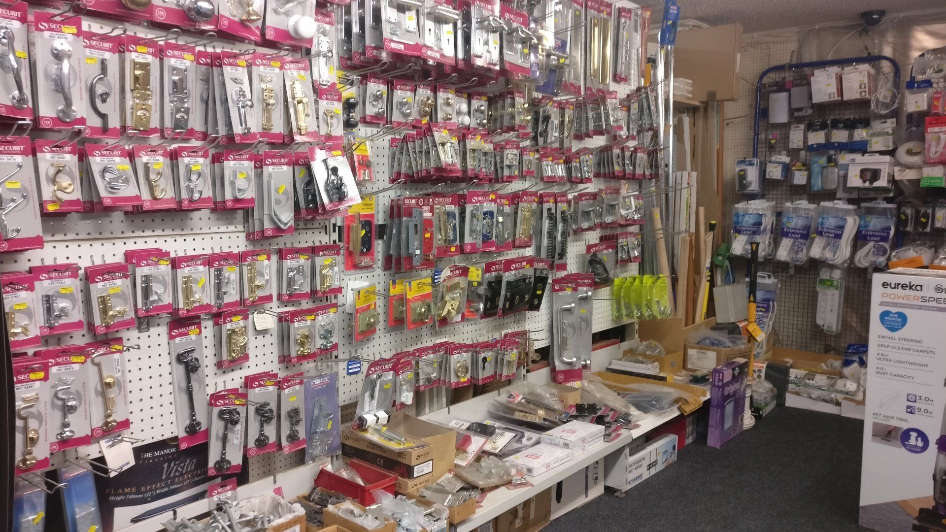 Hammer and Nails DIY and Homeware Brixham 01803 852050