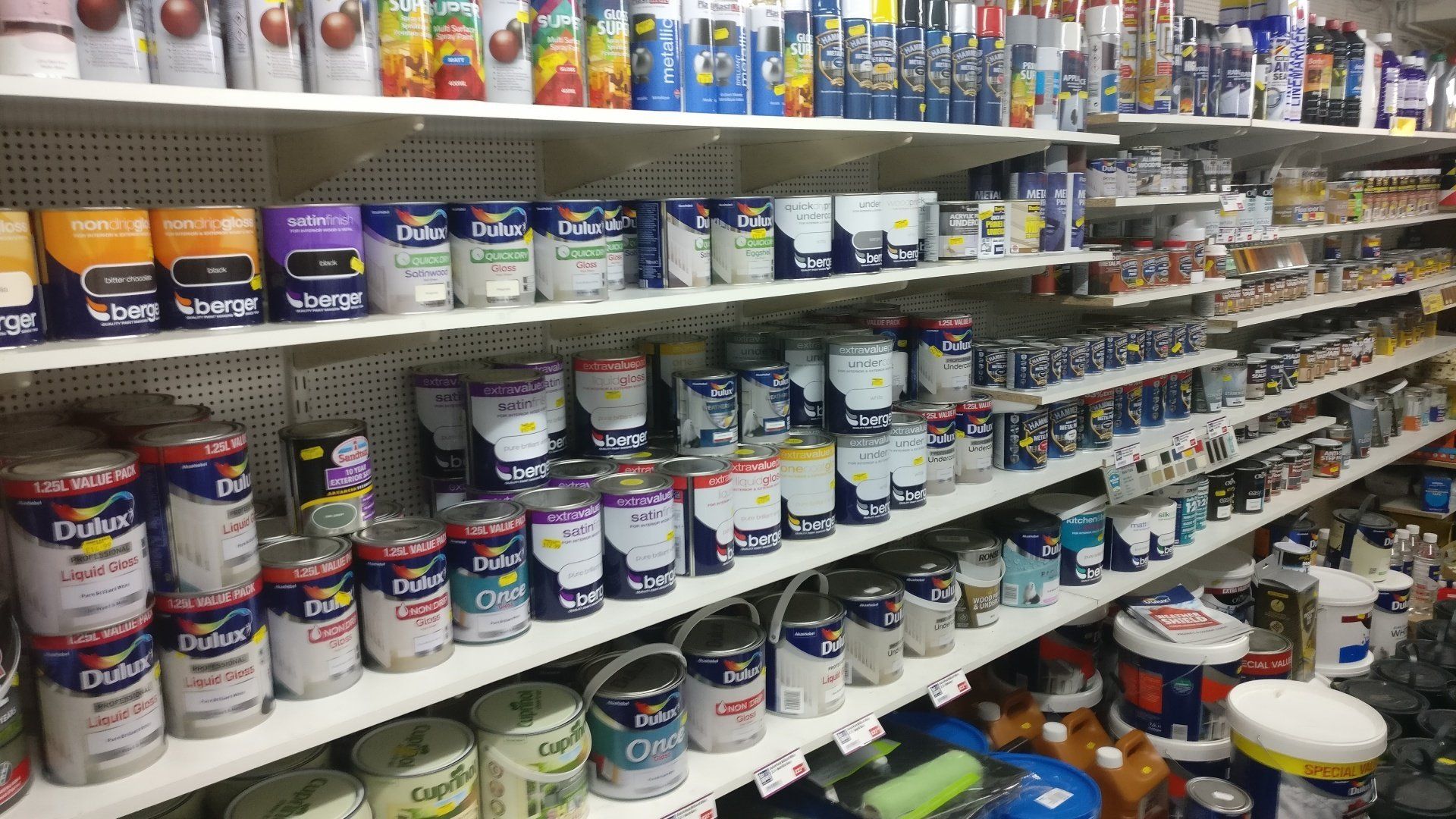 Hammer and Nails DIY and Homeware Brixham 01803 852050