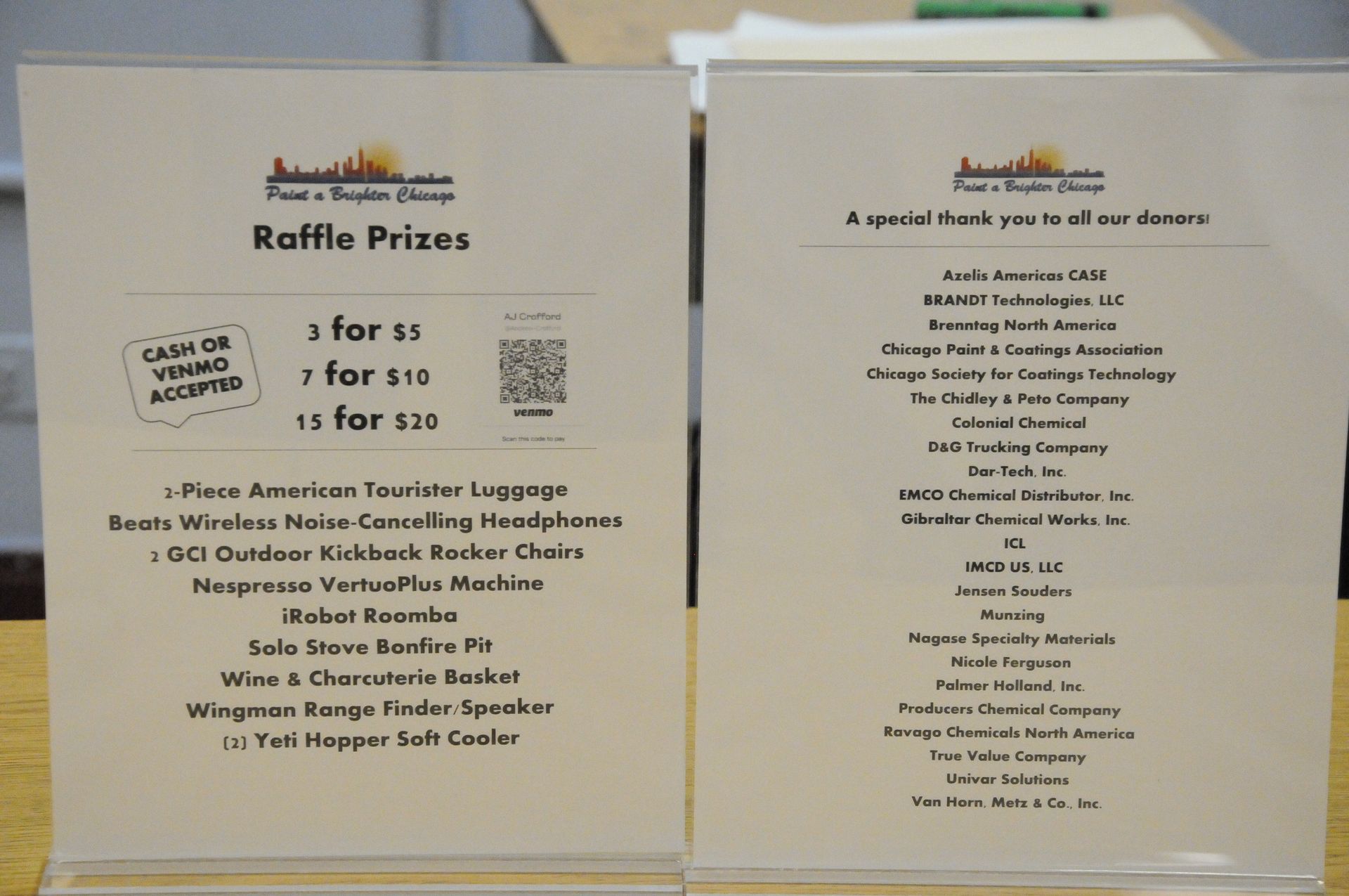 A sign that says raffle prizes on it