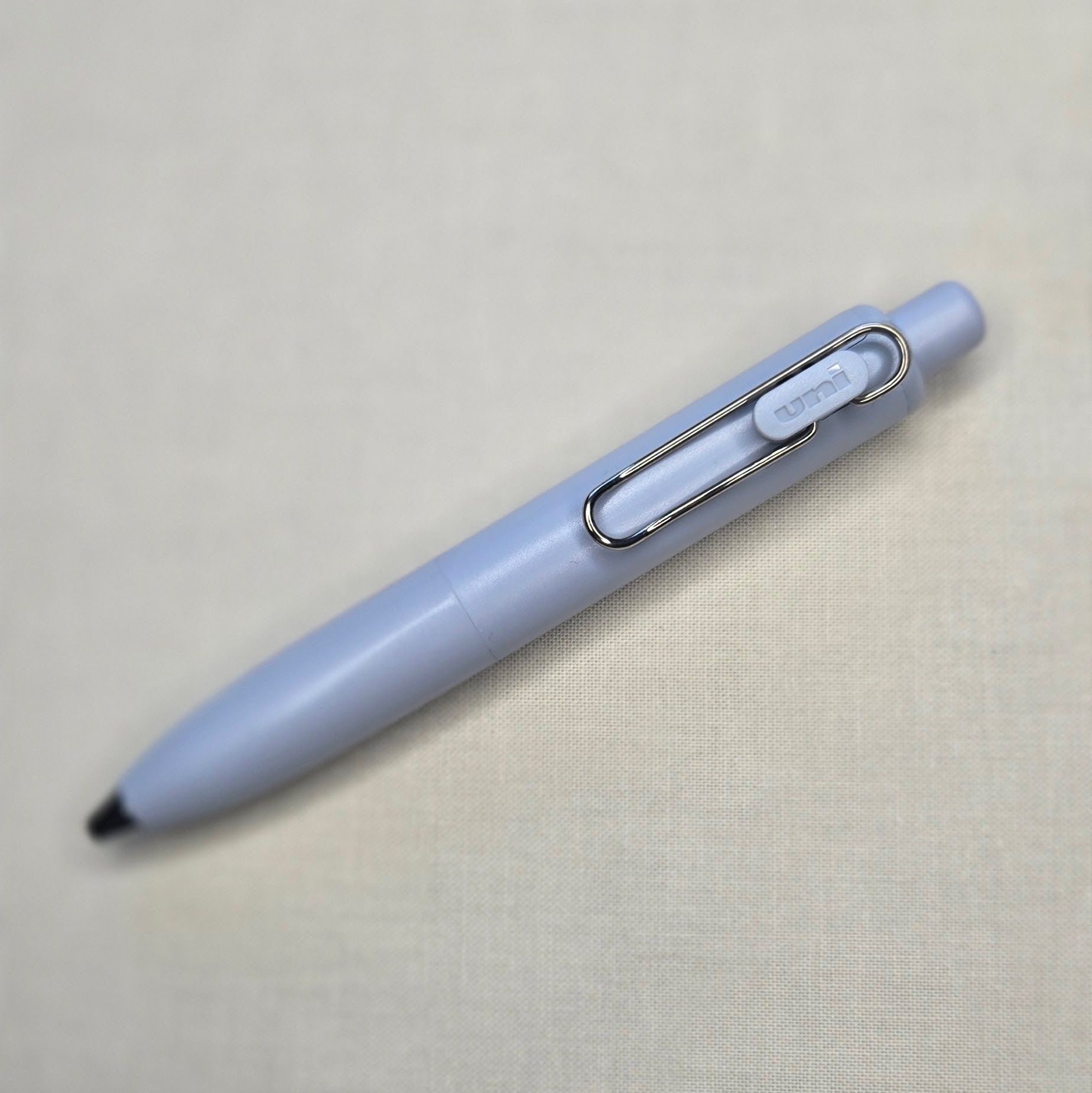 Uni-ball One P Gel Pen - 0.38 mm  Black Ink / Soda (Blue) body