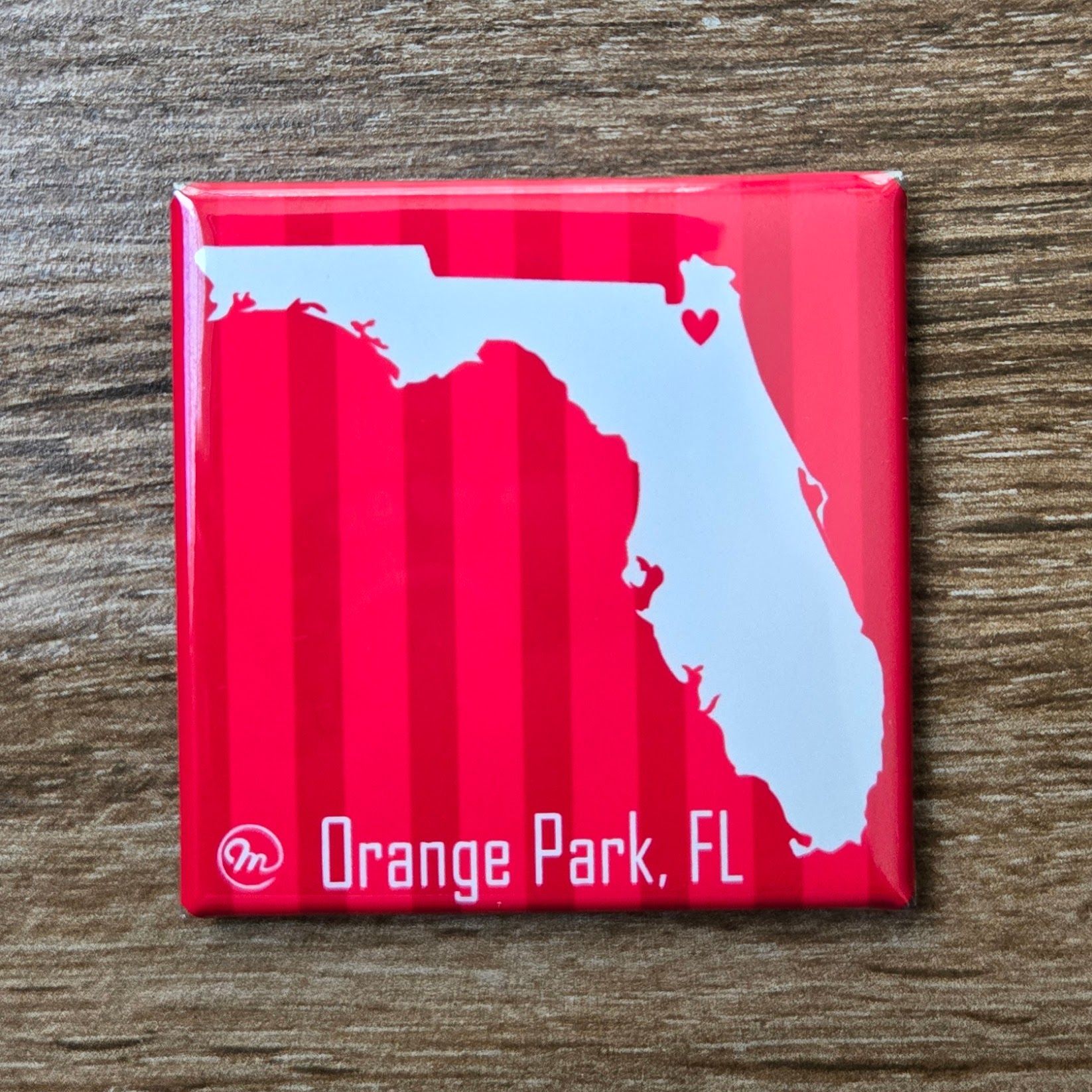MC ORIGINAL DESIGN MAGNET LOVE MY HOME TOWN in Florida Red Stripes
