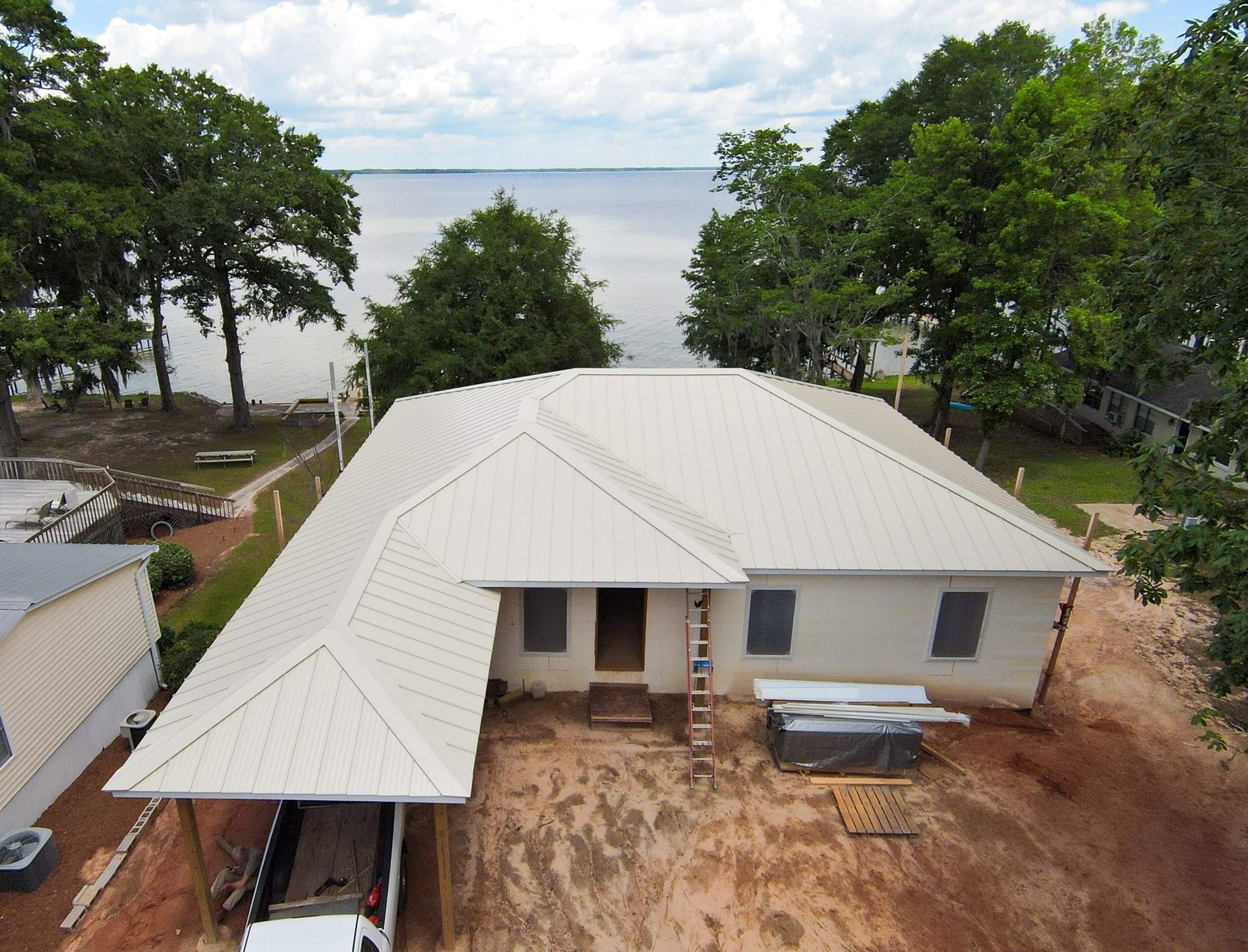 metal roof, roof installation, new home roof, new home roof installation