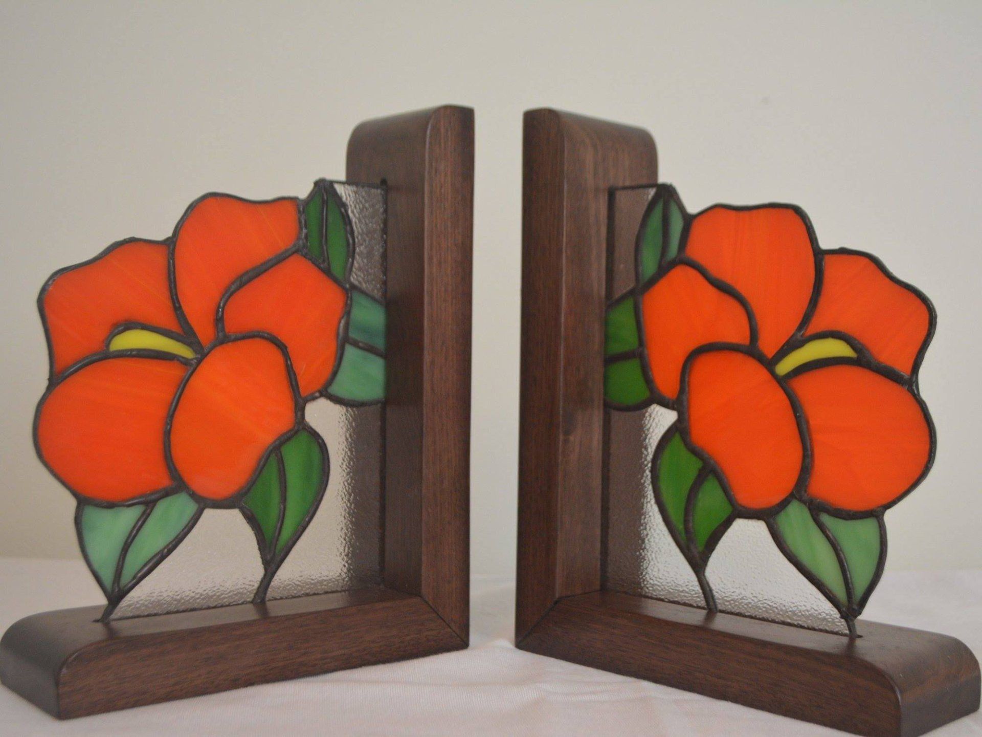 Hibiscus Bookends — Greenville, AC — KET CustomWoodnGlass
