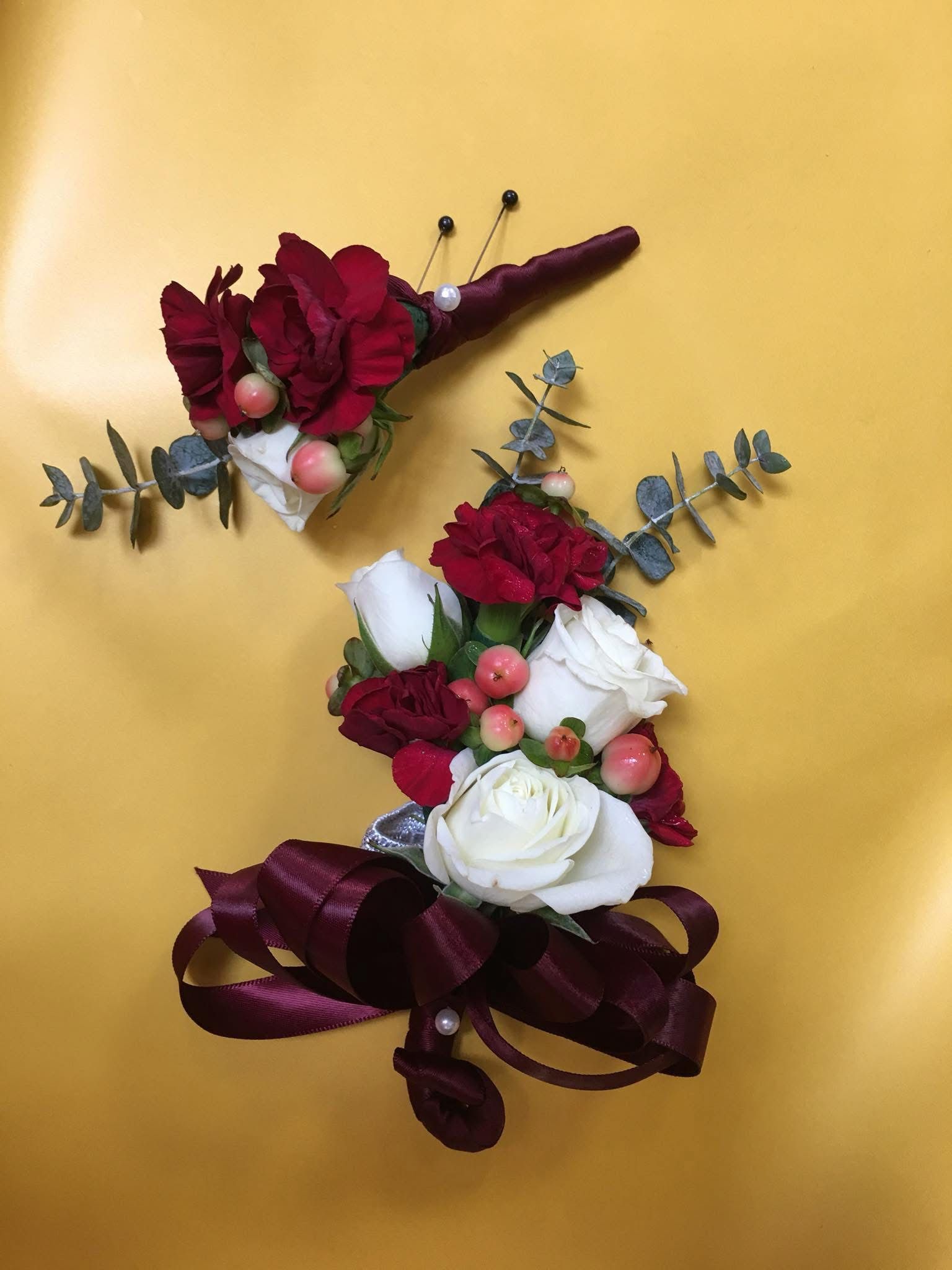 Standard Boutonniere