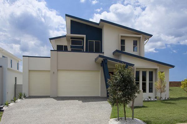 B&D Panelift® Seville in COLORBOND® Classic Cream