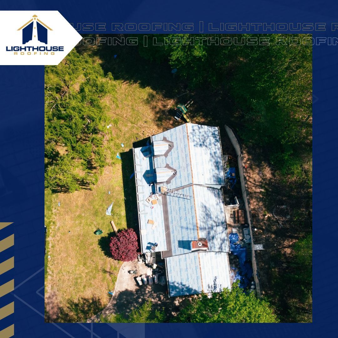 picture of roof in dickson for lighthouse roofing