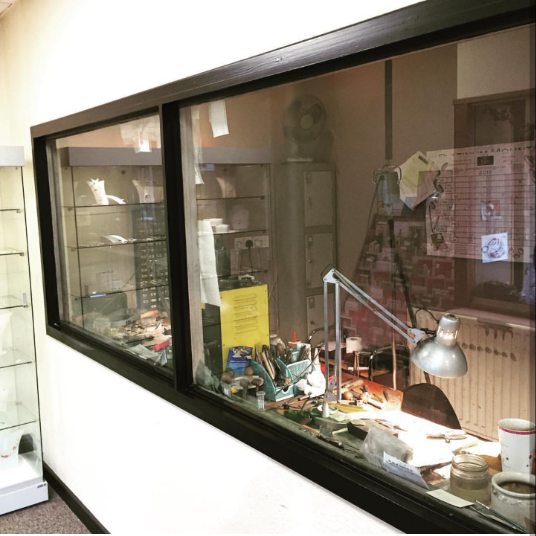 the room for jewellery making and repairs