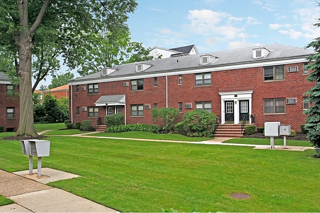 Skyline Apartments