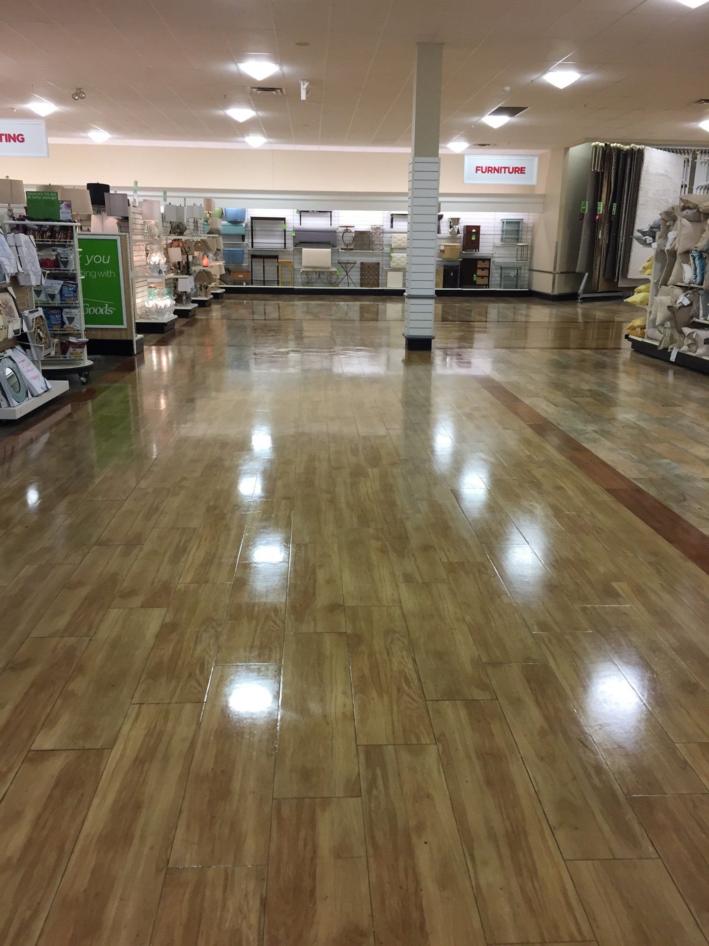 Mall Flooring — Minneapolis, MN – Elver’s Cleaning Service