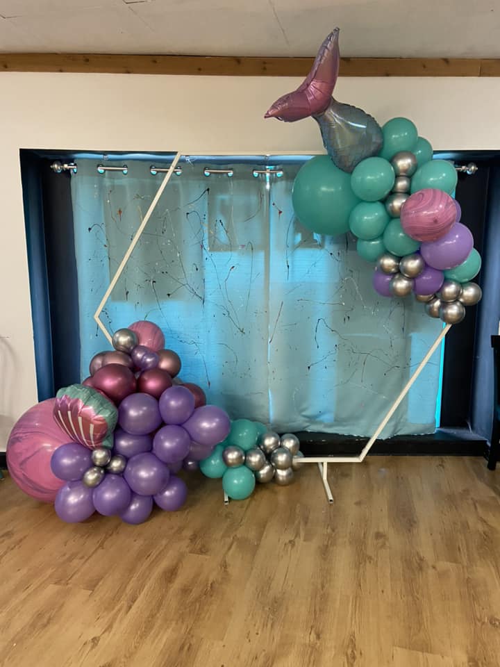 mermaid balloon tail circle backdrop