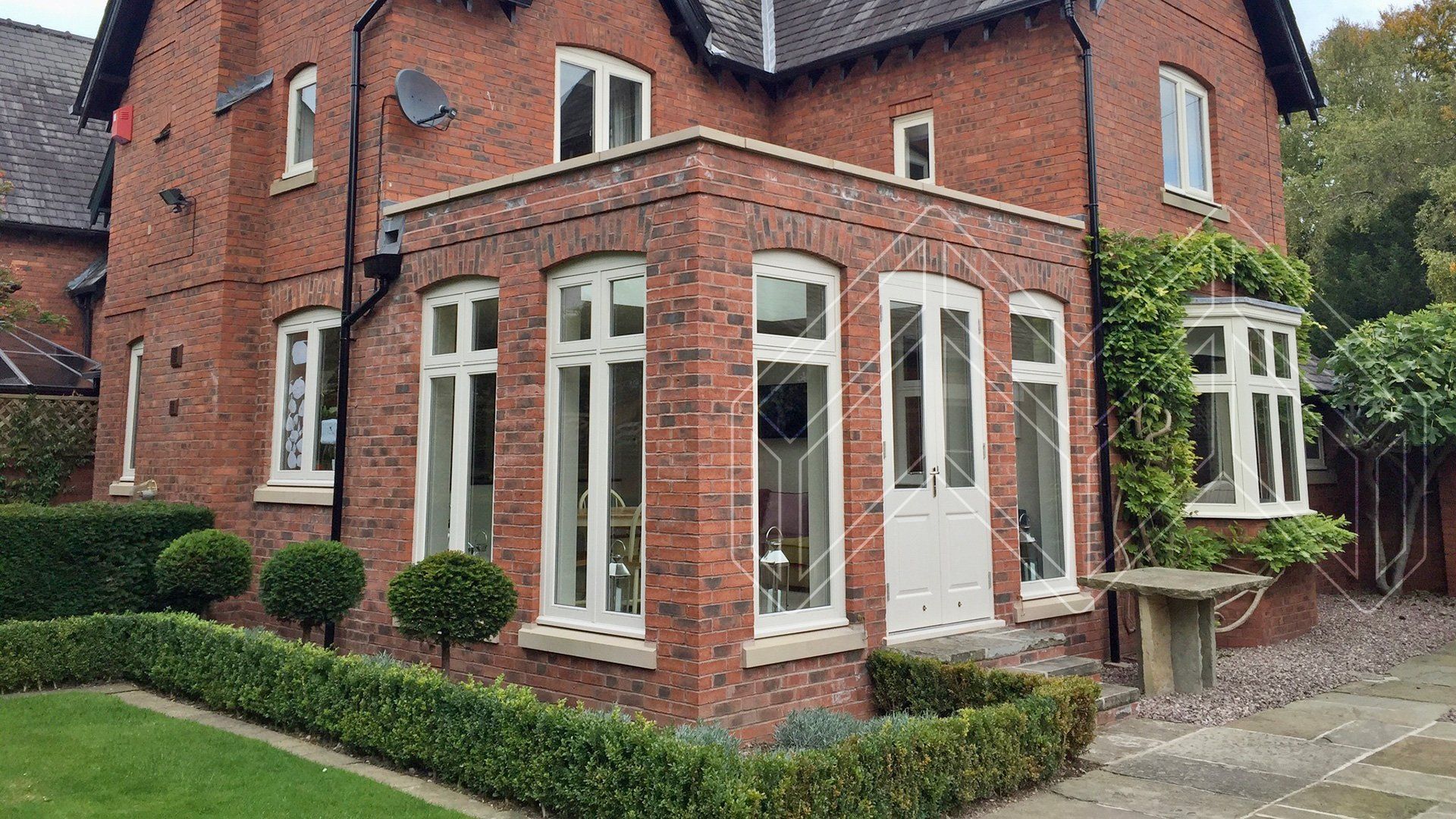 Find out more about side extensions from Mark Davenport Builders
