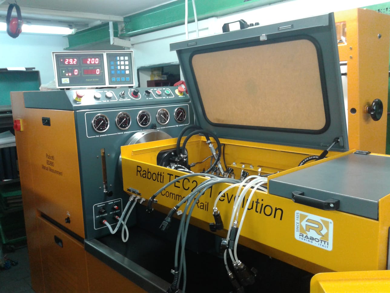 Macchinari in officina