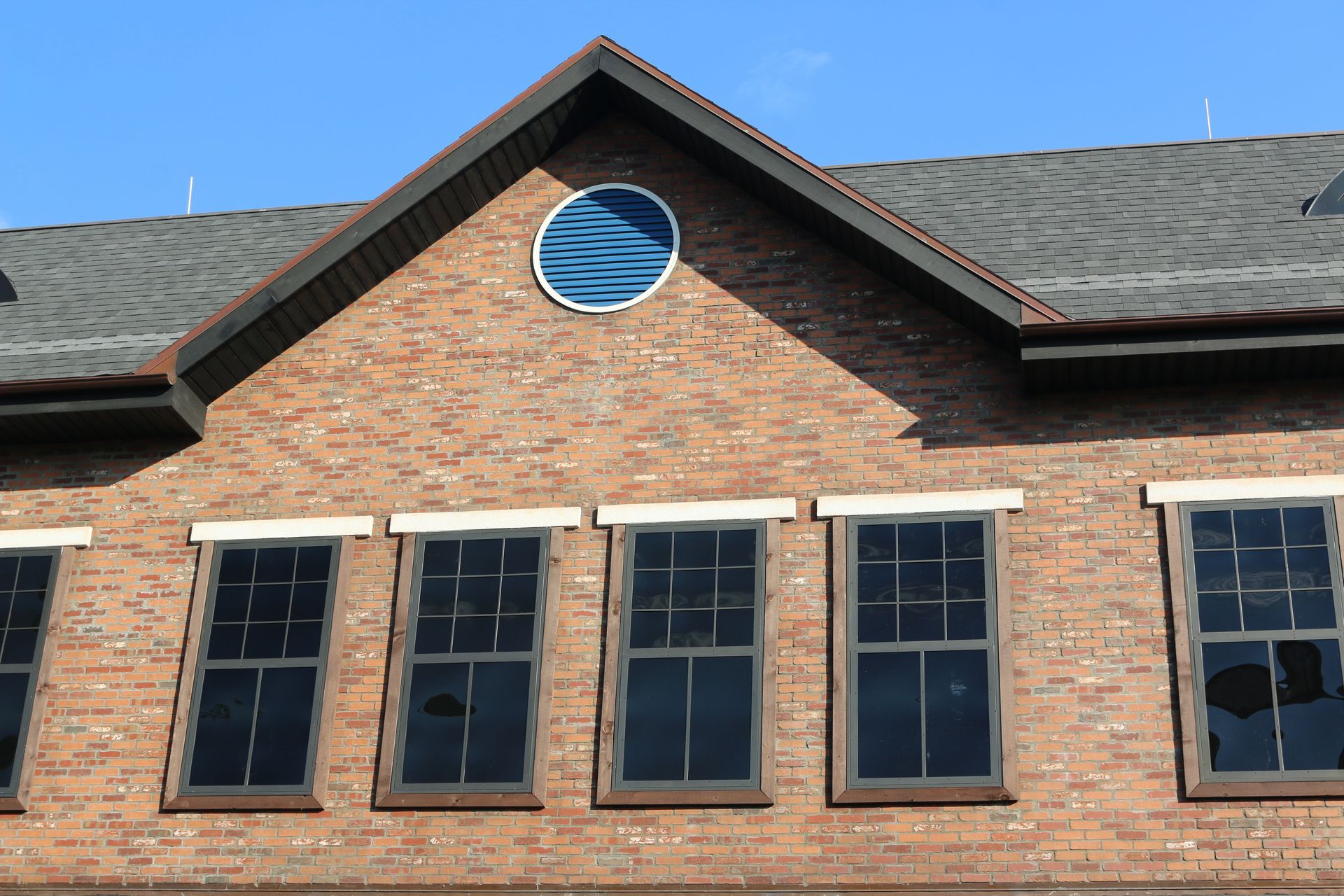A Diagram of a Lightning Rod Connected to a Building