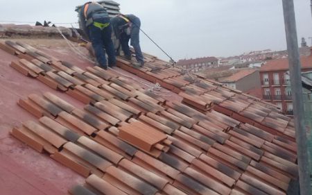 arreglo de filtraciones de agua en el tejado Valladolid