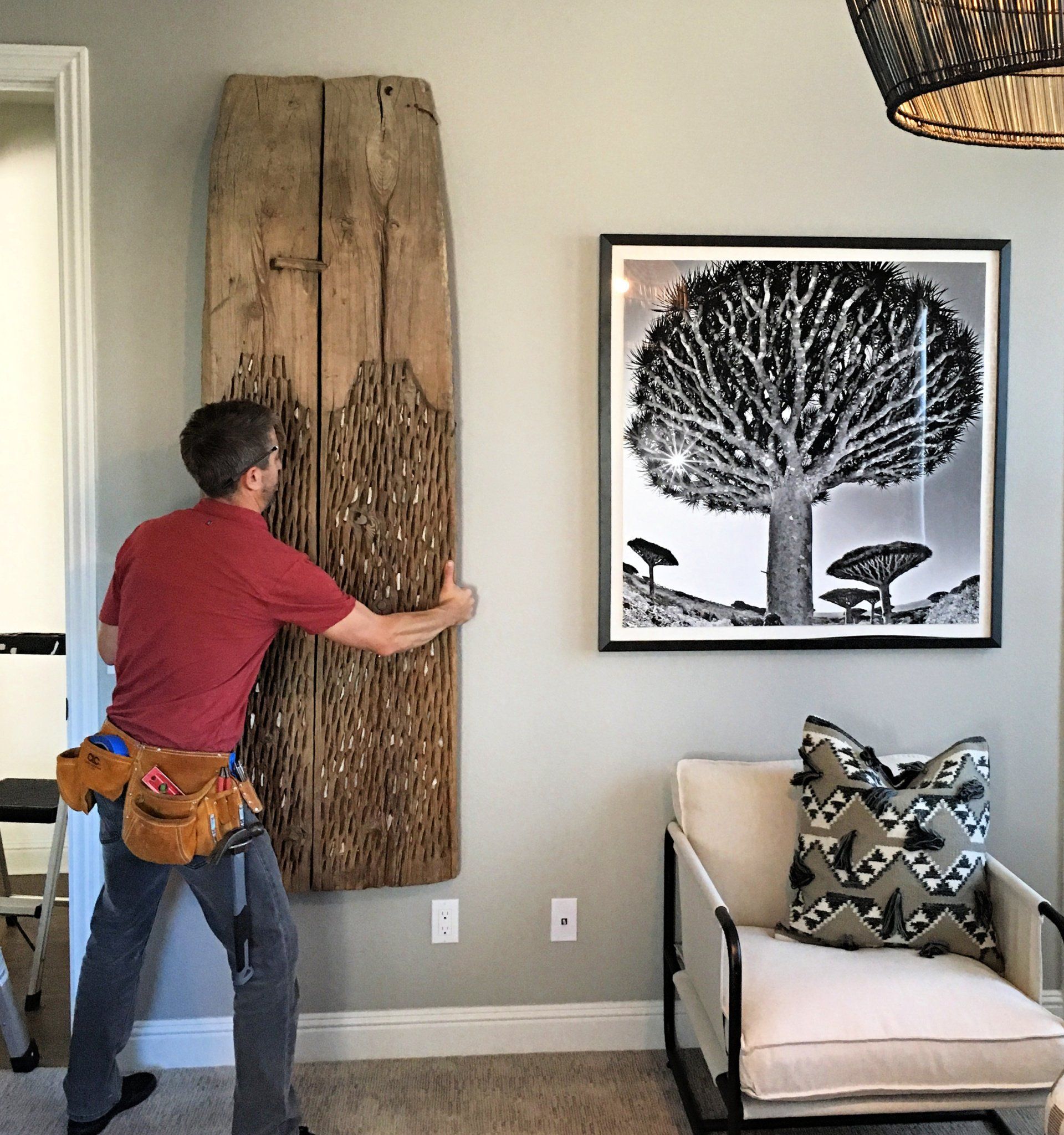 Precision installation of all types of contemporary artworks like this wood sculpture by Anchor Art Logistics in a San Diego.