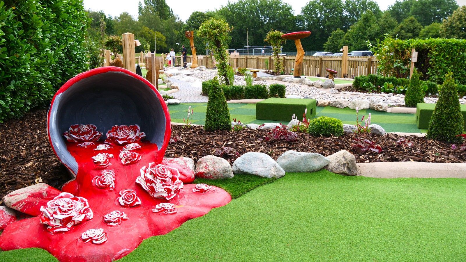 Home Mad Hatters Adventure Golf Hartford Golf Centre Cheshire