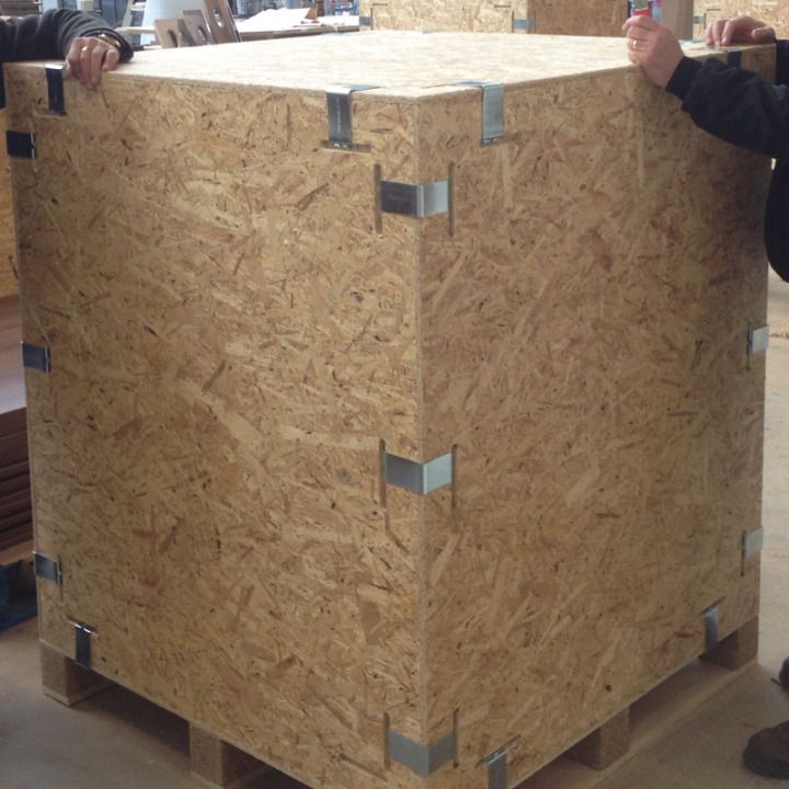 Transit protection crates for portable flooring