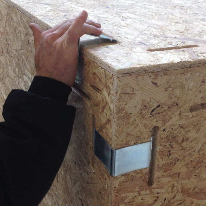 Storage and protection crates for portable flooring