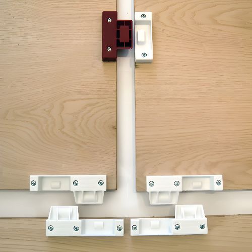 connecting clips for portable floors