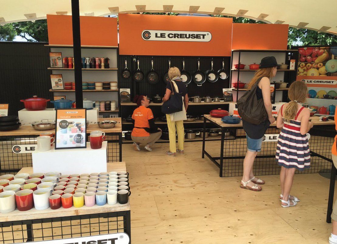 weatherproof flooring panels for outside exhibitions