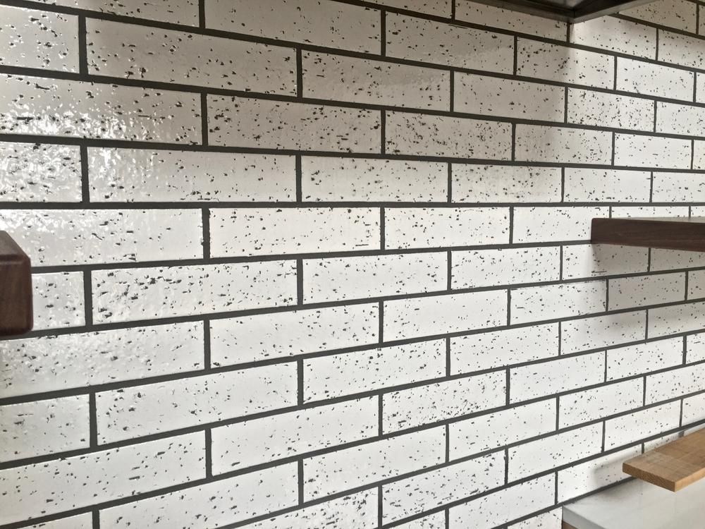 White Brick Rectangle Kitchen Backsplash