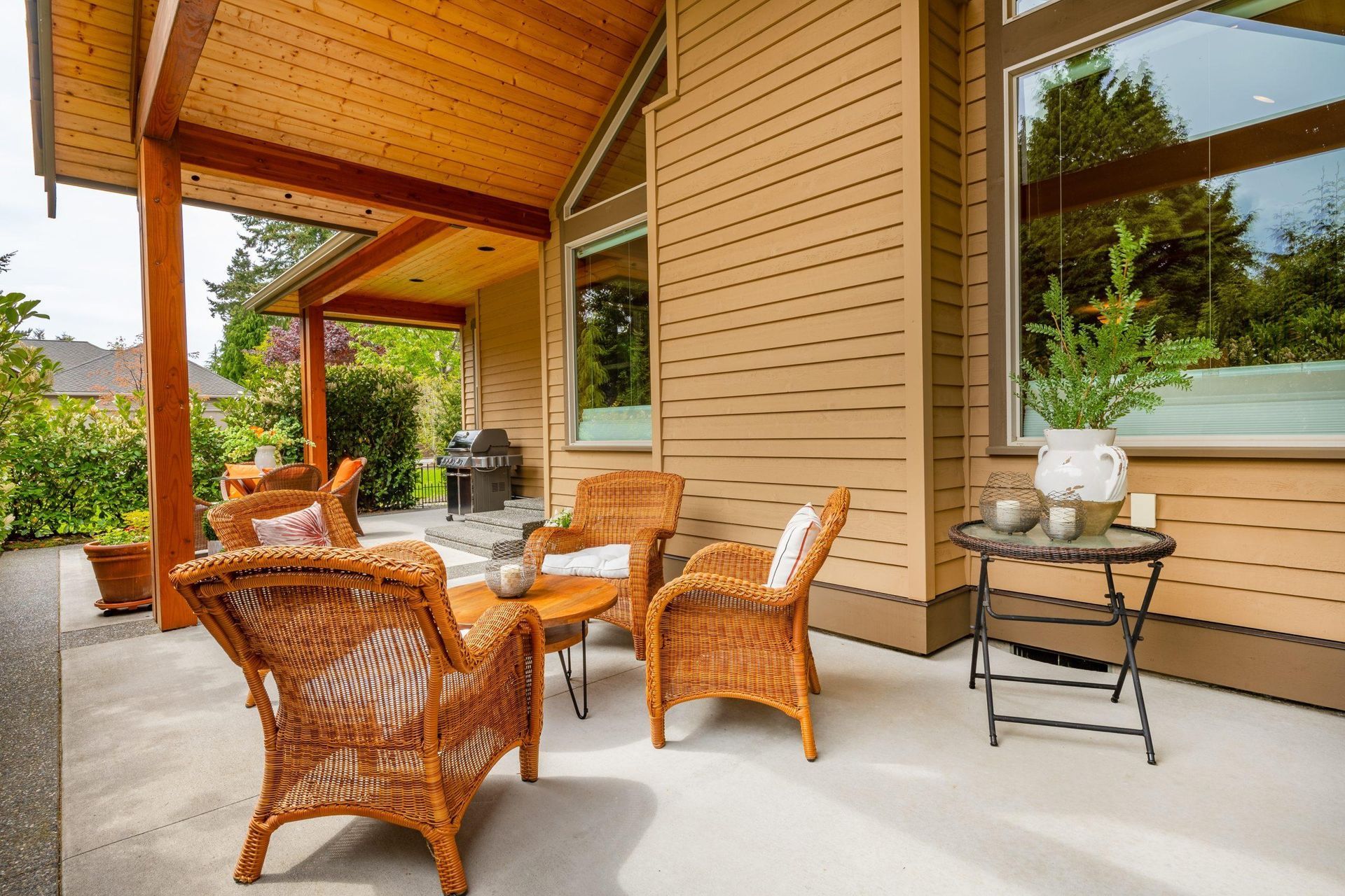 cedar siding on craftsman style upscale home