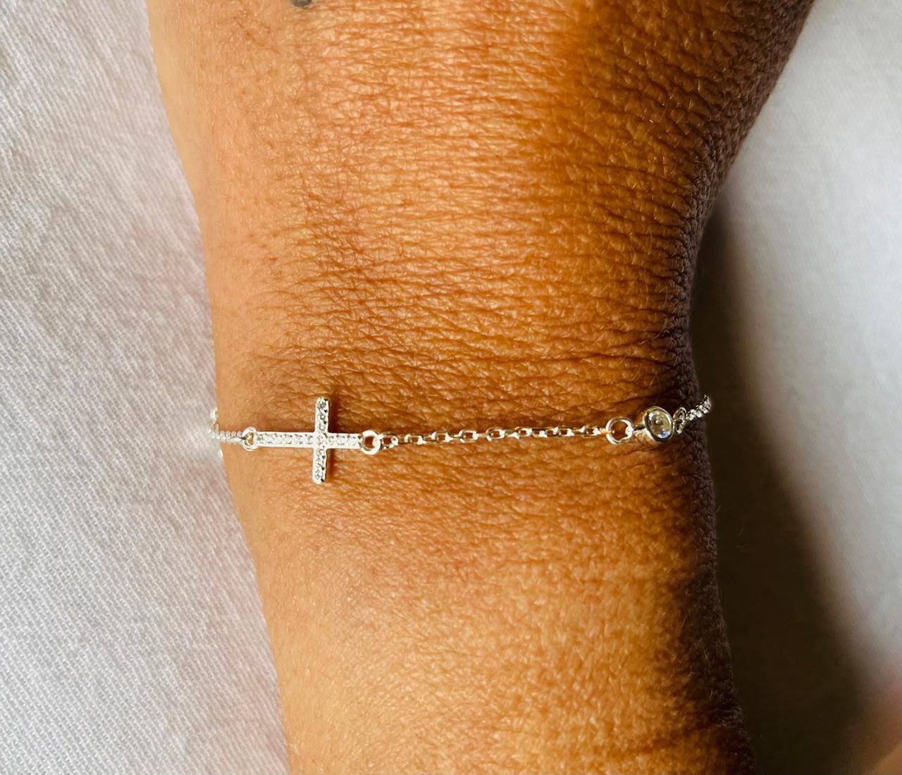 PP65388 Pulsera Cruz Con Micropave Y Cubic 17 A 20Cm