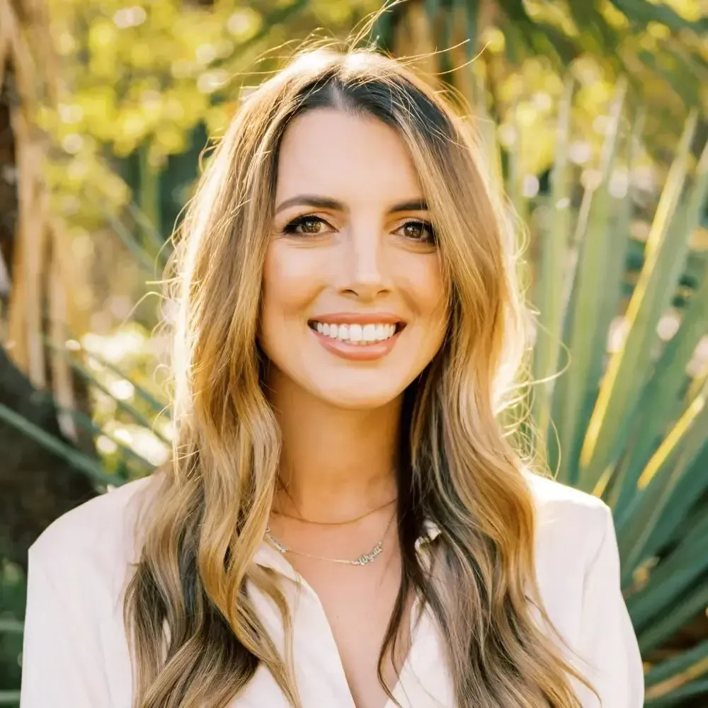 headshot of Tori Aranda