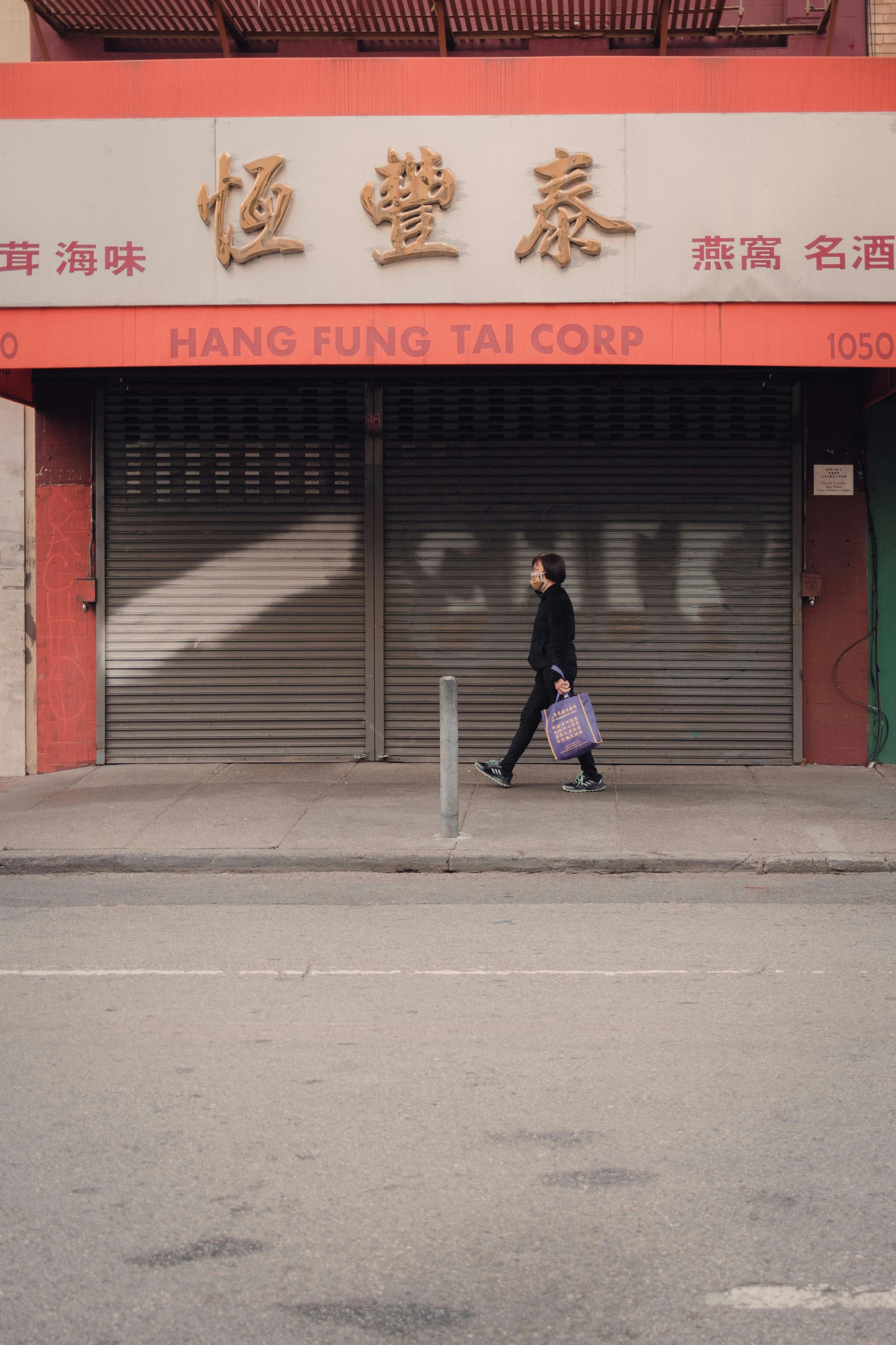 A parking lot with a yellow line on the side of the road.