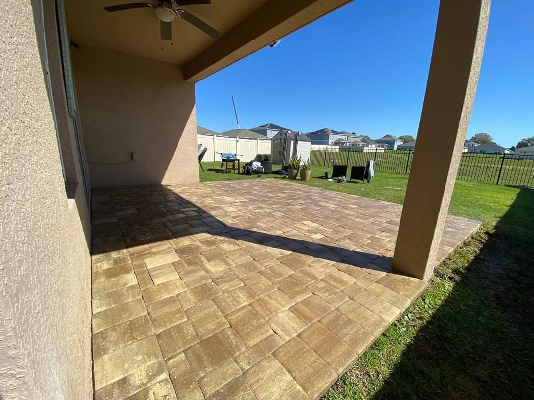Paver Patio Installation | Tampa, FL | EMK Brick Pavers