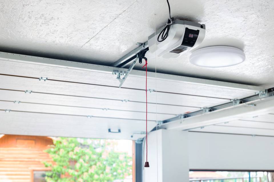 installazione automazione per porta-garage