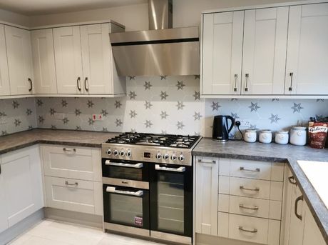 Kitchen design in black.