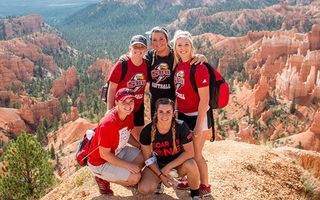 Students of Southern Utah University pose for a picture at Bryce Canyon