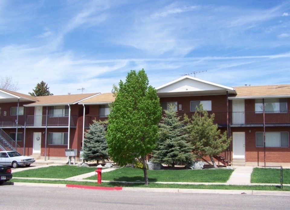 Neville Properties LLC Campus View Married Housing