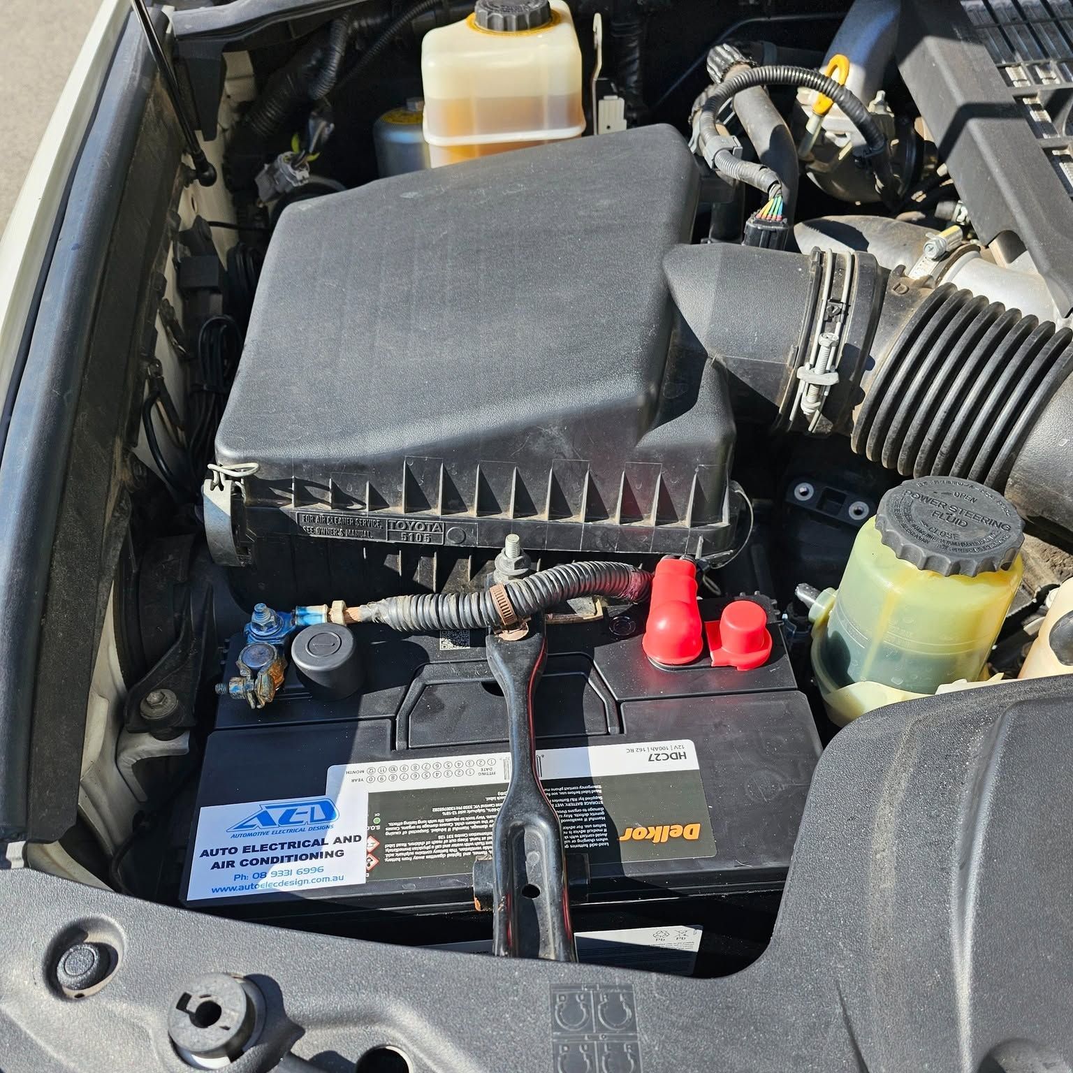 Roof-Mounted Solar Panel Installation for Off-Grid Touring together with dual battery system