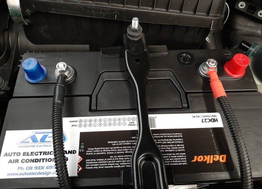 Calcium Deep Cycle Battery System Installation on Toyota LandCruiser