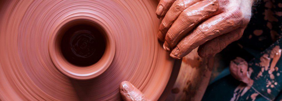 Produzione vasellame in ceramica
