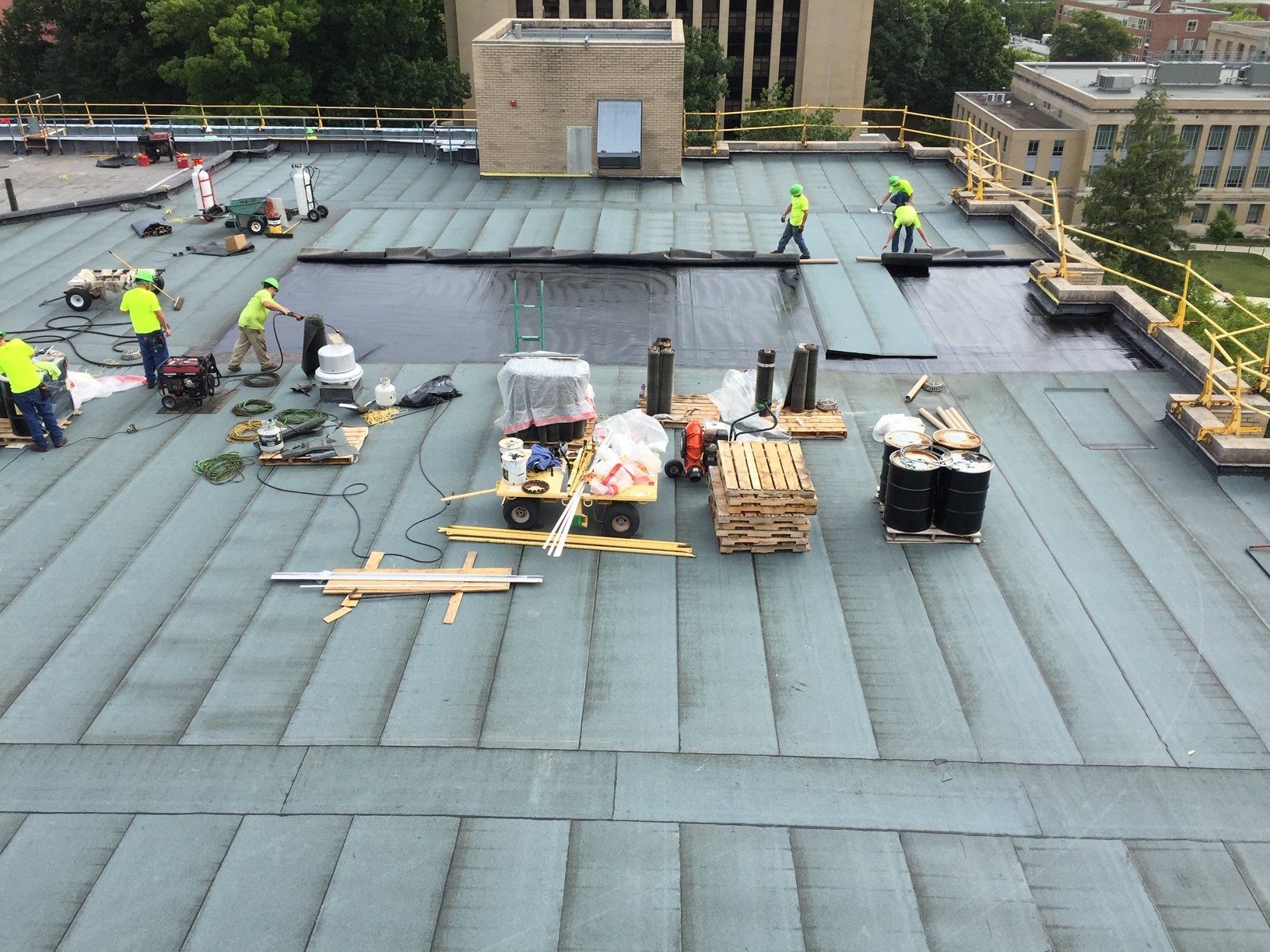 Expert roofing installation