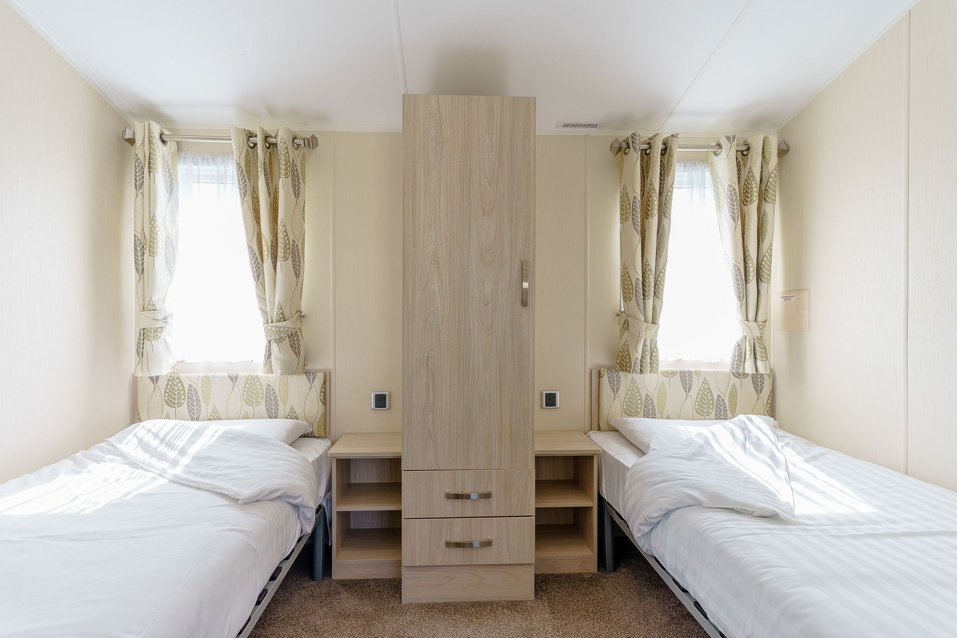 wheelchair accessible holiday caravan twin room