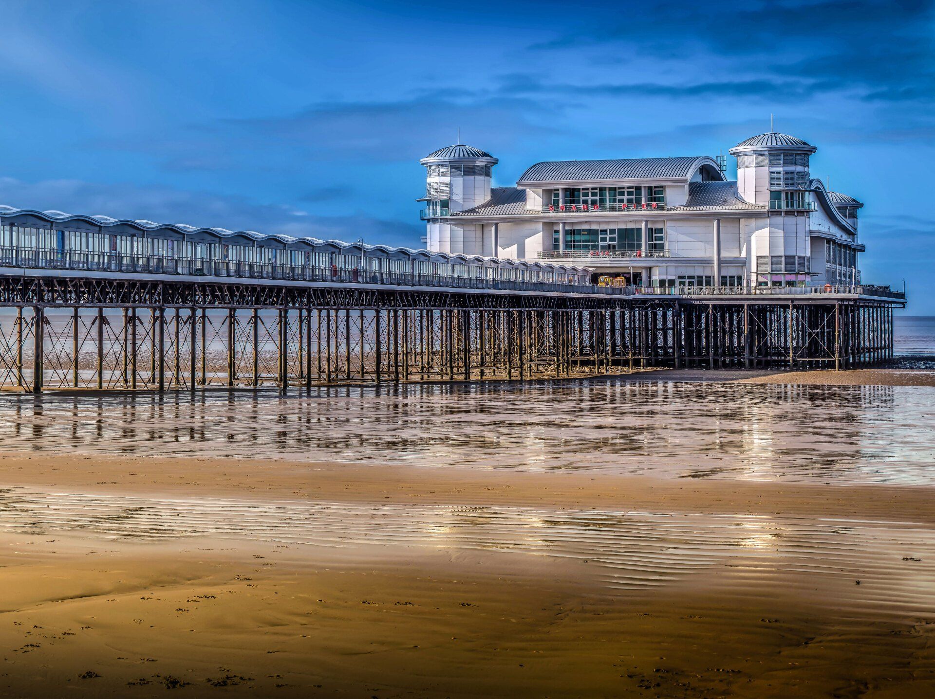 Weston-super-Mare pier with the tide out near Riverside holiday park.