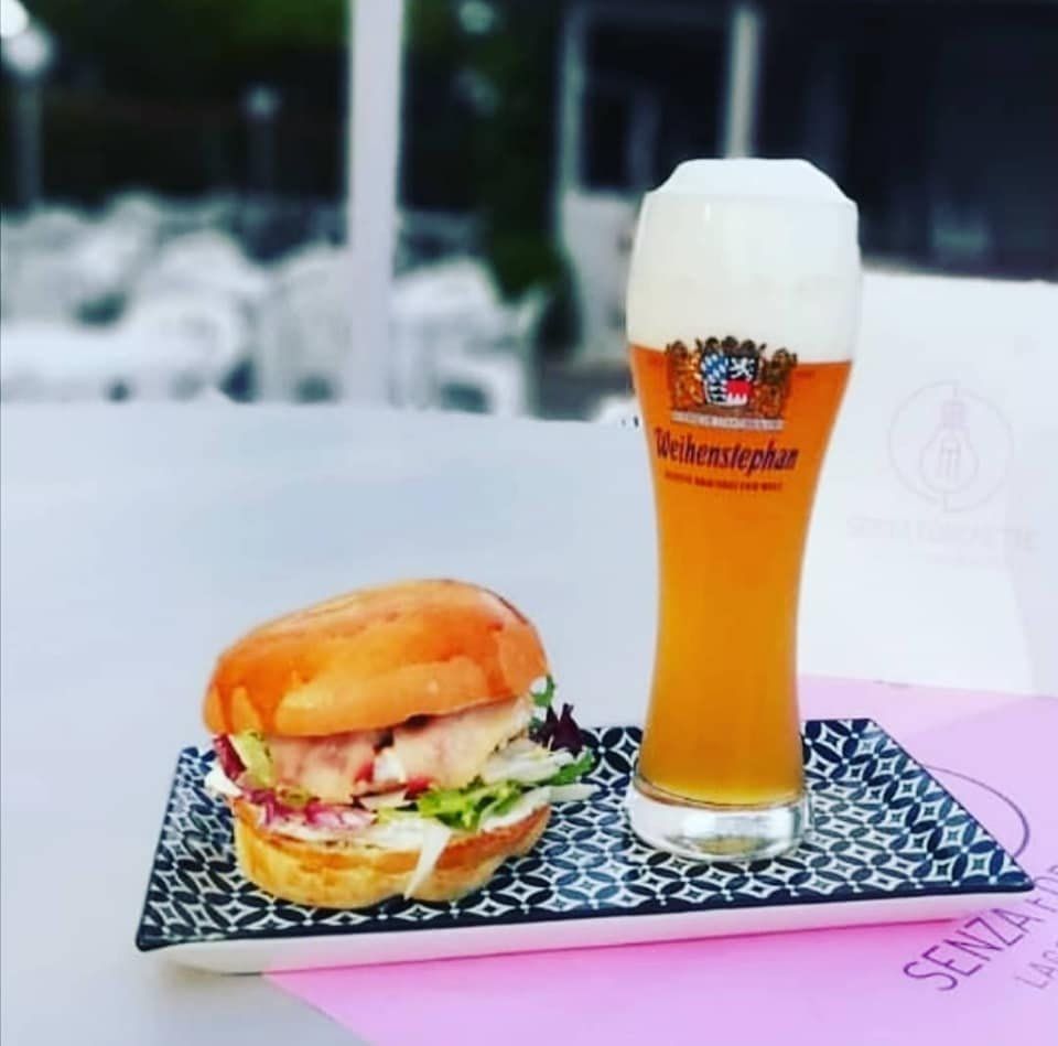 Hamburger + birra