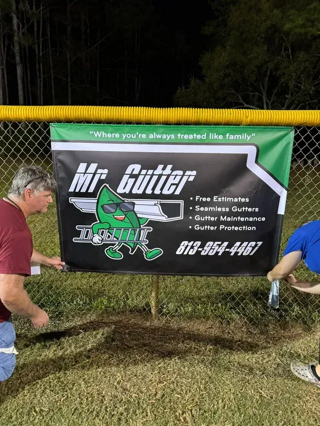 Mr+Gutter+Inc+at+a+local+sporting+event+sponsorship-640w