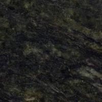 Et nærbillede af en sort granit bordplade.