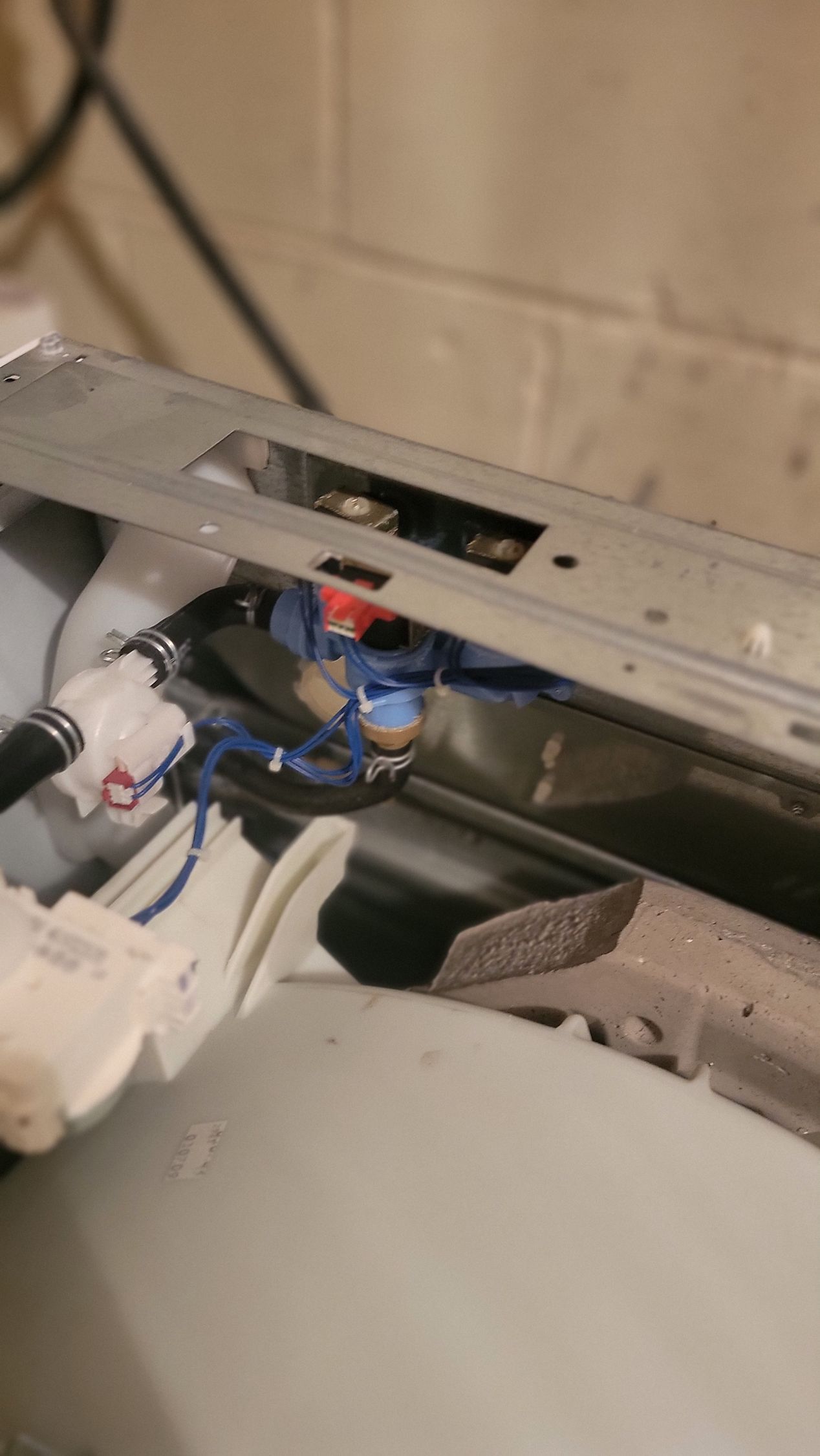 A close up of the inside of a washing machine