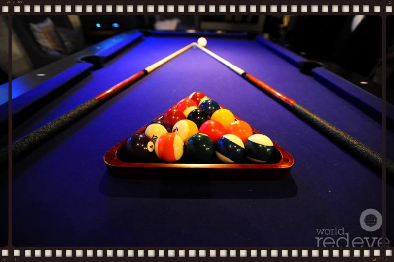 Pool table