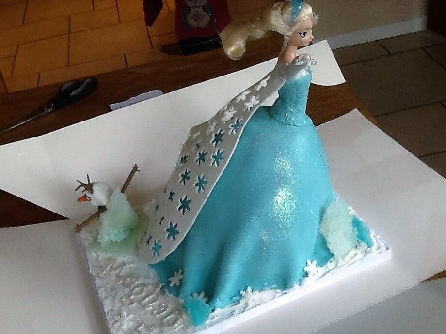 princess latex birthday cake
