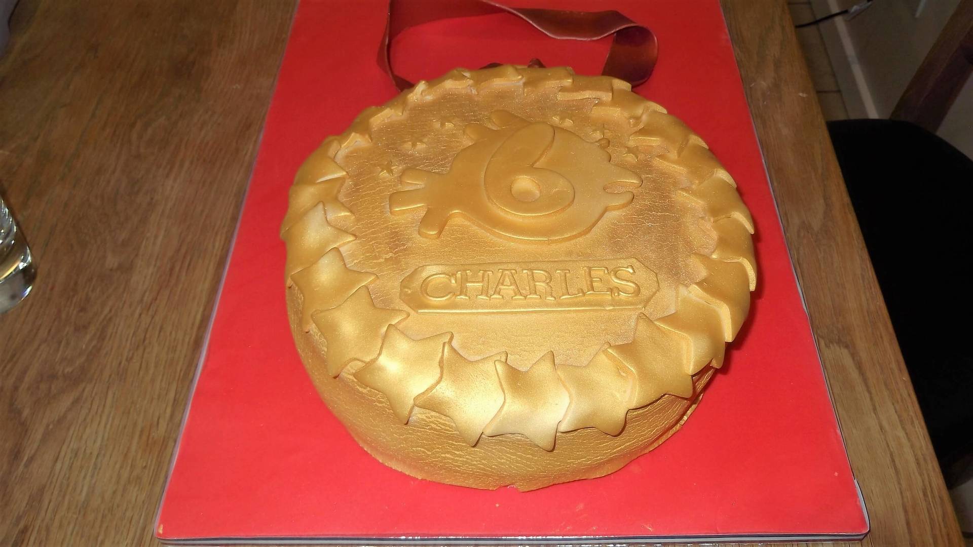 gold medal birthday cake