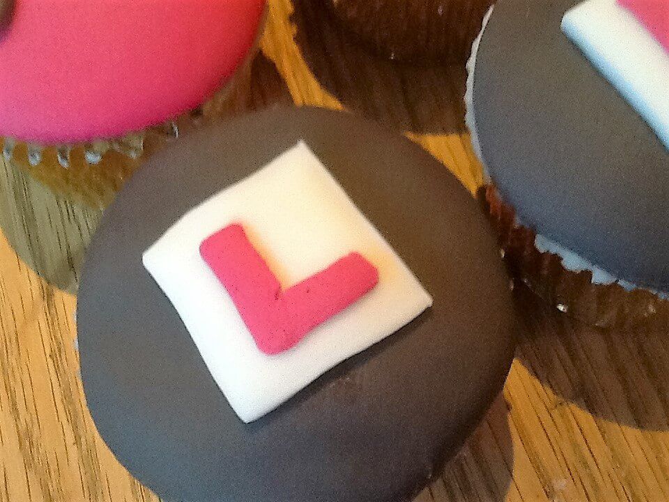 letter cupcakes